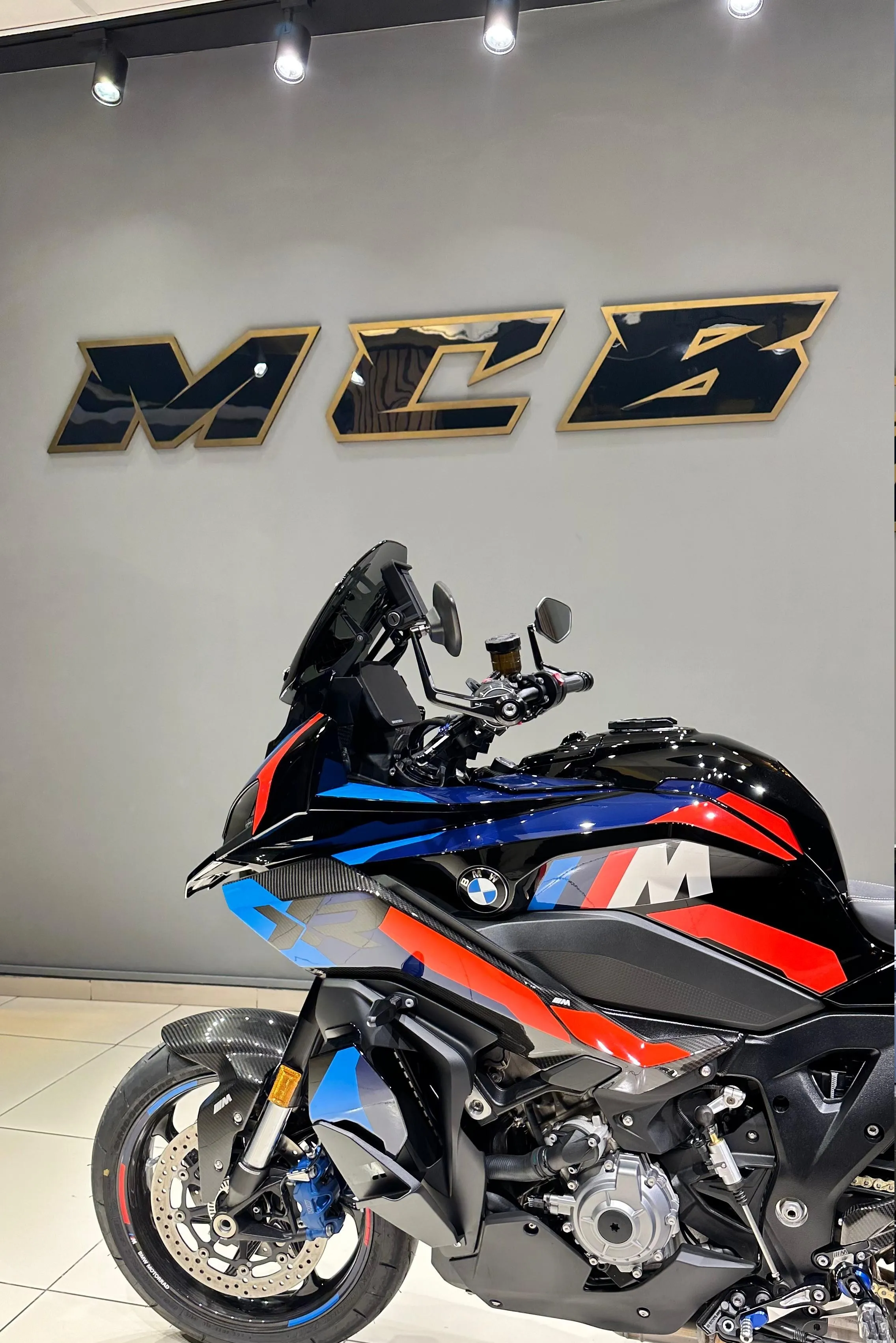 MCB Garage ile Motorsiklet Kaplama